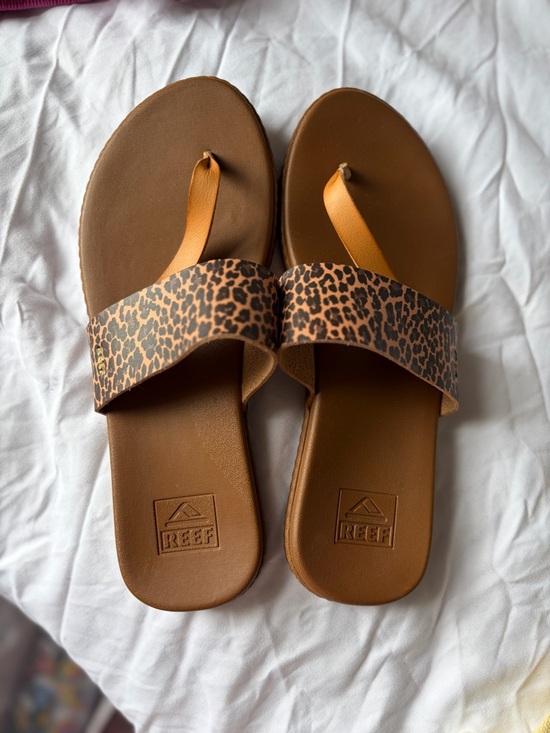 Reef Shoes - Reef Brown Leopard Print Slide Sandals